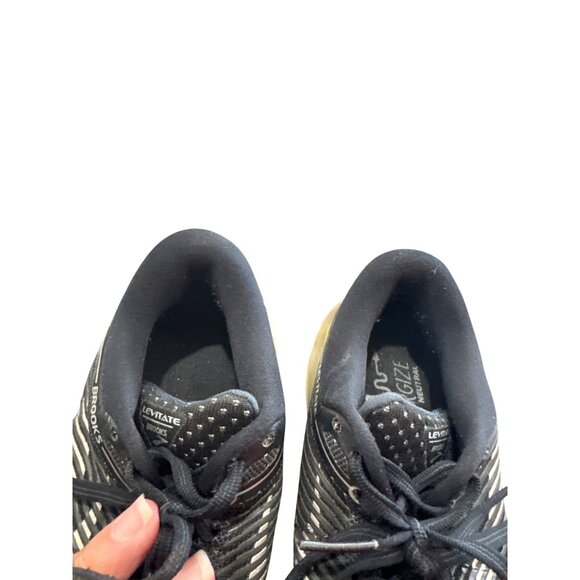 Brooks Levitate Womens black running sneakers  shoes size 6B SKU 8808 - Picture 12 of 14